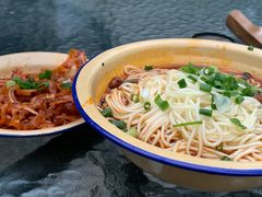 猪耳朵面-山城耳朵面(光电园店)