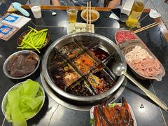 -邓莽子老火锅(中兴路总店)