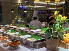 -腾阁自助餐厅(朝林广场店)