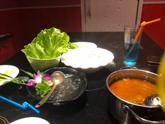 -唯爱KTV聚会餐厅(仙林东城汇店)