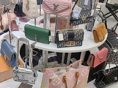 -六六奢品·vintage中古·回收二手奢侈品包包手表首饰(环球港店)
