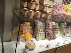 零售区-好利来(四季青店)