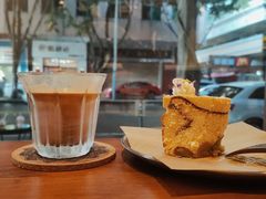 -C.Y Cafe