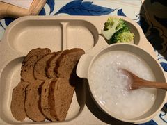 -绿茶餐厅(王府井永宁门店)