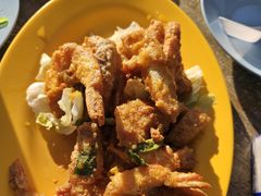 -东海岸人工湖美食村