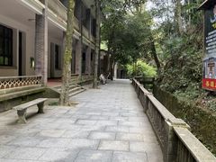 -滴水洞景区