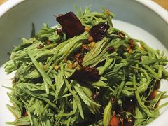 炝拌松尖-潮粥荟·潮汕砂锅粥(朝阳大悦城店)