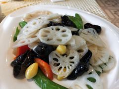 -巴扎美食·新疆菜·西域歌舞表演餐厅(新疆大厦店)