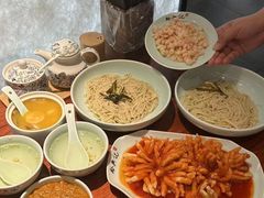 -裕兴记•蟹黄面馆(人民广场店)