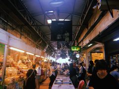 -瓦洛洛传统市场