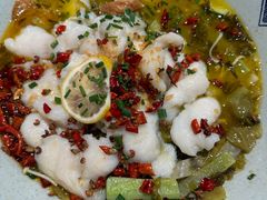 -绿草地·湘菜(酃湖师院店)