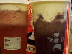 -喜茶(杭州滨江宝龙店)