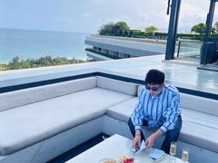-瑰丽酒店·海吧·天际下午茶·现场DJ·天台酒吧