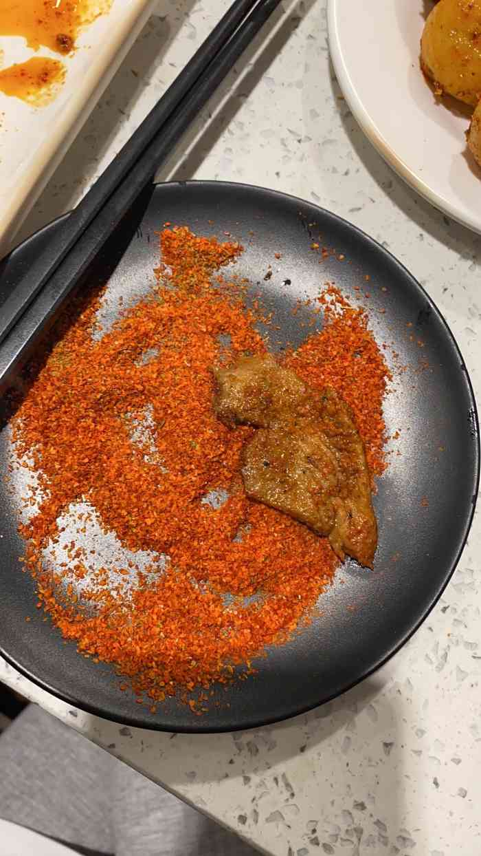 酷客烤肉-"环境不是很好,油烟很大,整个人被烟熏着很.