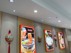 -秦香陕西食府(华贸天地店)