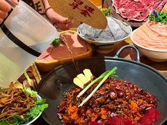 -旧街市鲜货老火锅(大光路店)