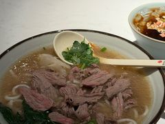 -鑫花溪牛肉米粉(凤凰街创始总店)