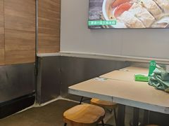 -蒙自源米线大王(东站店)
