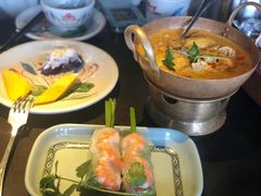 -大头虾越式风味餐厅(光明广场店)