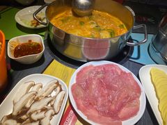 -四季喧黔味豆米火锅(万达广场店)
