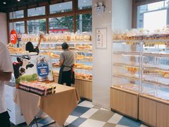 -85度C(生甜甜圈研究工坊·上海平凉店)