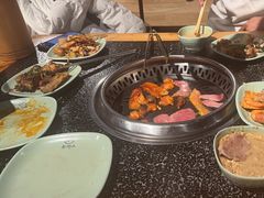 -釜御山海鲜烤肉火锅自助(新城市中心店)