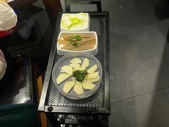 -左庭右院鲜牛肉火锅(金山万达店)