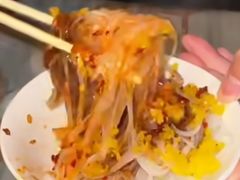 -舟舟刮凉粉