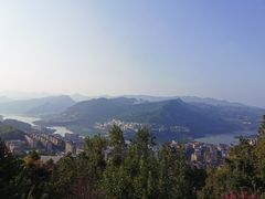 -三峡梯城