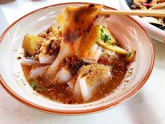 石河子风味凉皮-董小西的凉皮和椒麻鸡(三元桥店)