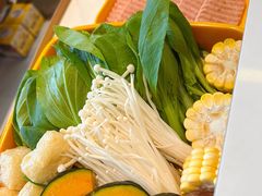 -润园四季椰子鸡火锅(海上世界店)