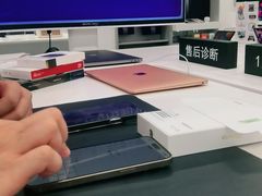 -Apple授权专营店(德汇万达店)