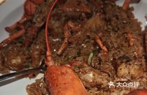 Thai Fragrant Rice Stir-Fried with Lobster