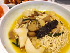 -裕兴记•蟹黄面馆(人民广场店)