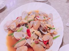 -四川小胡子海鲜(丁村万人海鲜广场店)