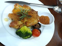 香煎鸡排配羊肚菌蘑菇酱-斯比特花园西餐厅(东方商厦店)