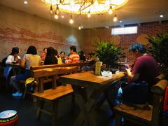 大堂-万记麻辣烫国展总店