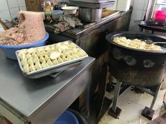 -黄阿姨锅贴大王(万航渡路店)