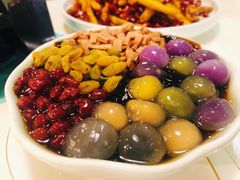 俏皮冰汤圆-付掌柜在成都·热炒砂锅集(金禾店)
