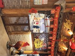 -头上红煨盐鸡·非遗院子餐厅