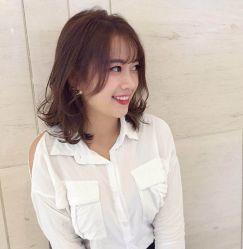 -HAIR CORNER