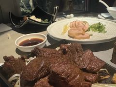 -穹六人间 people 6(岳阳路店)