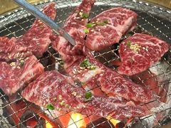 -山川小町·极番烧肉(新地假日广场店)