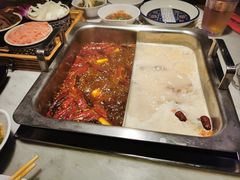 -尚尚仙·酸汤猪手·猪肚鸡火锅(华联万柳购物中心店)