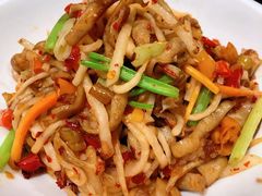 酸萝卜肥肠丝-湘语·湖南家常菜(新洲店)