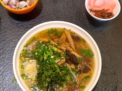 -黔阿牛菌汤牛肉粉全牛火锅(喷水池店)
