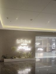 -乐派诗婚纱摄影