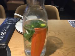 -山城外·非遗酸菜鱼(新都汇融店)