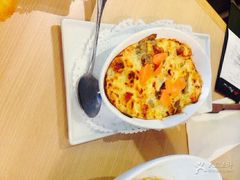 -必胜客(安盛金马店)