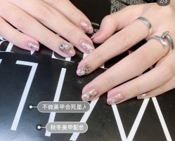 -Pink You美甲美睫纹绣定制中心